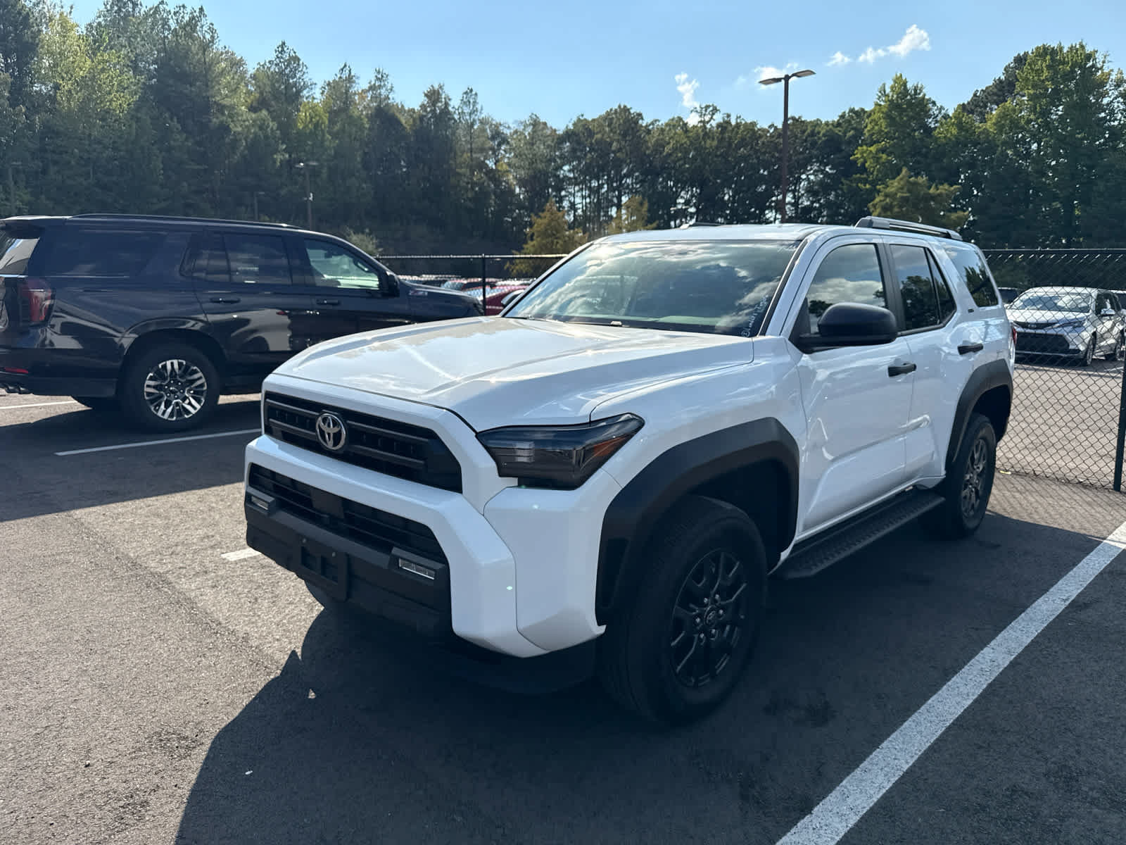 Used 2025 Toyota 4Runner SR5 AWD/4WD image 6