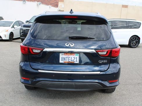Used 2020 INFINITI QX60 Luxe w/ Essential Package FWD image 5