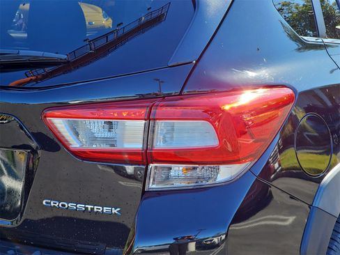 Used 2019 Subaru Crosstrek 2.0i Limited w/ Moonroof Package w/Navigation image 11