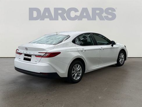 Used 2025 Toyota Camry LE FWD image 7