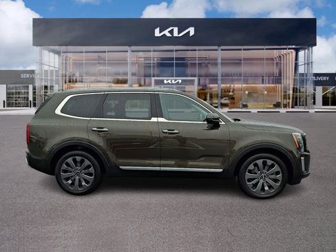 Used 2020 Kia Telluride S w/ S 8 Passenger Seating Package image 7