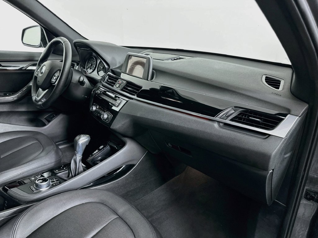 Used 2016 BMW X1 xDrive28i AWD/4WD image 29