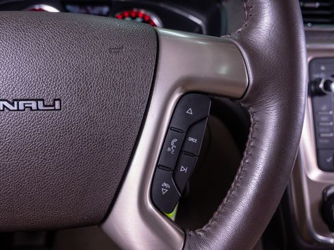 Used 2014 GMC Acadia Denali AWD/4WD image 24