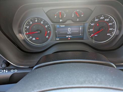 Used 2023 Chevrolet Camaro LT RWD image 11
