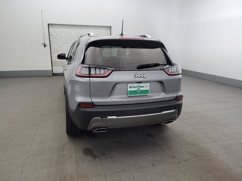 Used 2019 Jeep Cherokee Limited AWD/4WD image 6