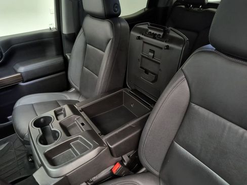 Used 2021 Chevrolet Silverado 1500 LT w/ Z71 Off-Road Package image 15