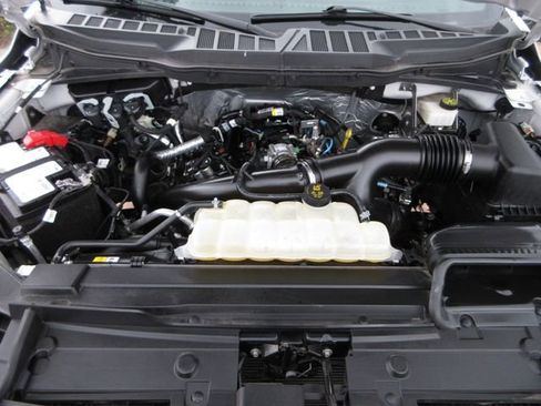 Certified 2023 Ford F150 XLT w/ Equipment Group 302A High image 27