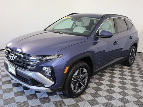 Used 2025 Hyundai Tucson SEL AWD/4WD image 4