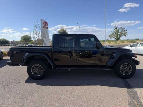 Used 2021 Jeep Gladiator Rubicon AWD/4WD image 7