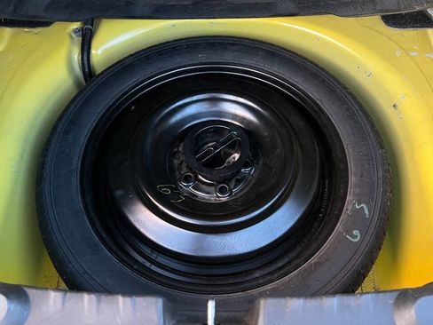 Used 2015 Chevrolet Camaro LT w/ 1LT Preferred Package image 20