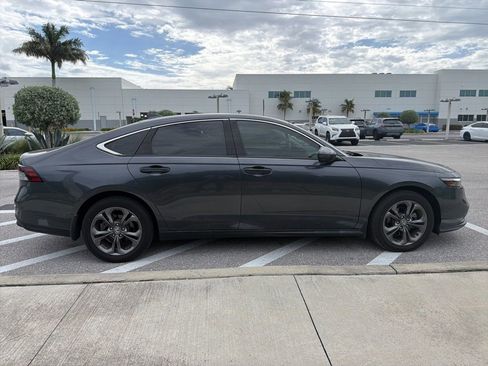 Used 2023 Honda Accord EX image 4
