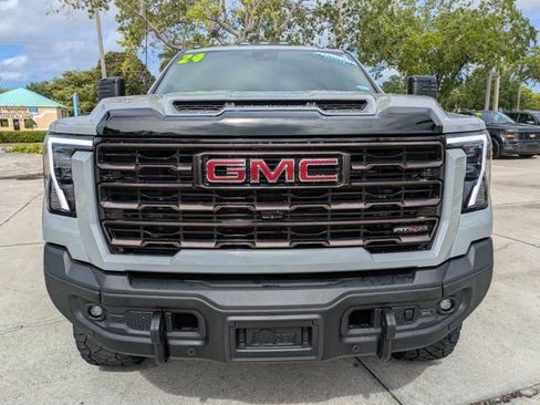 Used 2024 GMC Sierra 2500 AT4X w/ AT4X AEV Edition AWD/4WD image 8