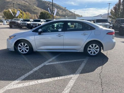 Used 2024 Toyota Corolla LE image 7