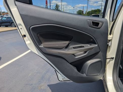 Used 2020 Ford EcoSport SE FWD image 14