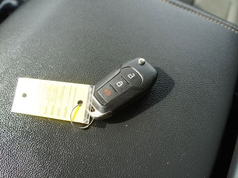 Used 2024 Ford F150 XLT w/ Mobile Office Package image 2