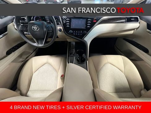 Certified 2018 Toyota Camry LE image 22