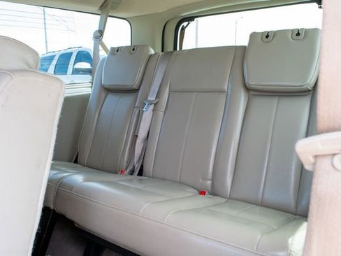 Used 2011 Ford Expedition EL Limited image 20