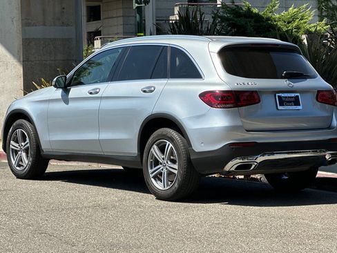 Used 2021 Mercedes-Benz GLC 300 image 3