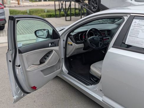 Used 2012 Kia Optima EX FWD image 37