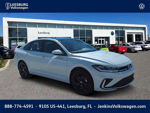 New 2026 Volkswagen Jetta SE image 1