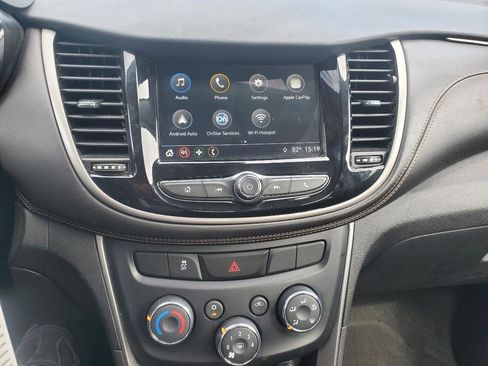 Used 2018 Chevrolet Trax LS FWD image 19