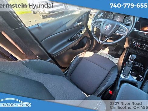 Used 2023 Buick Encore GX Select image 10