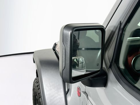 Used 2022 Jeep Wrangler Unlimited Rubicon w/ Cold Weather Group AWD/4WD image 16