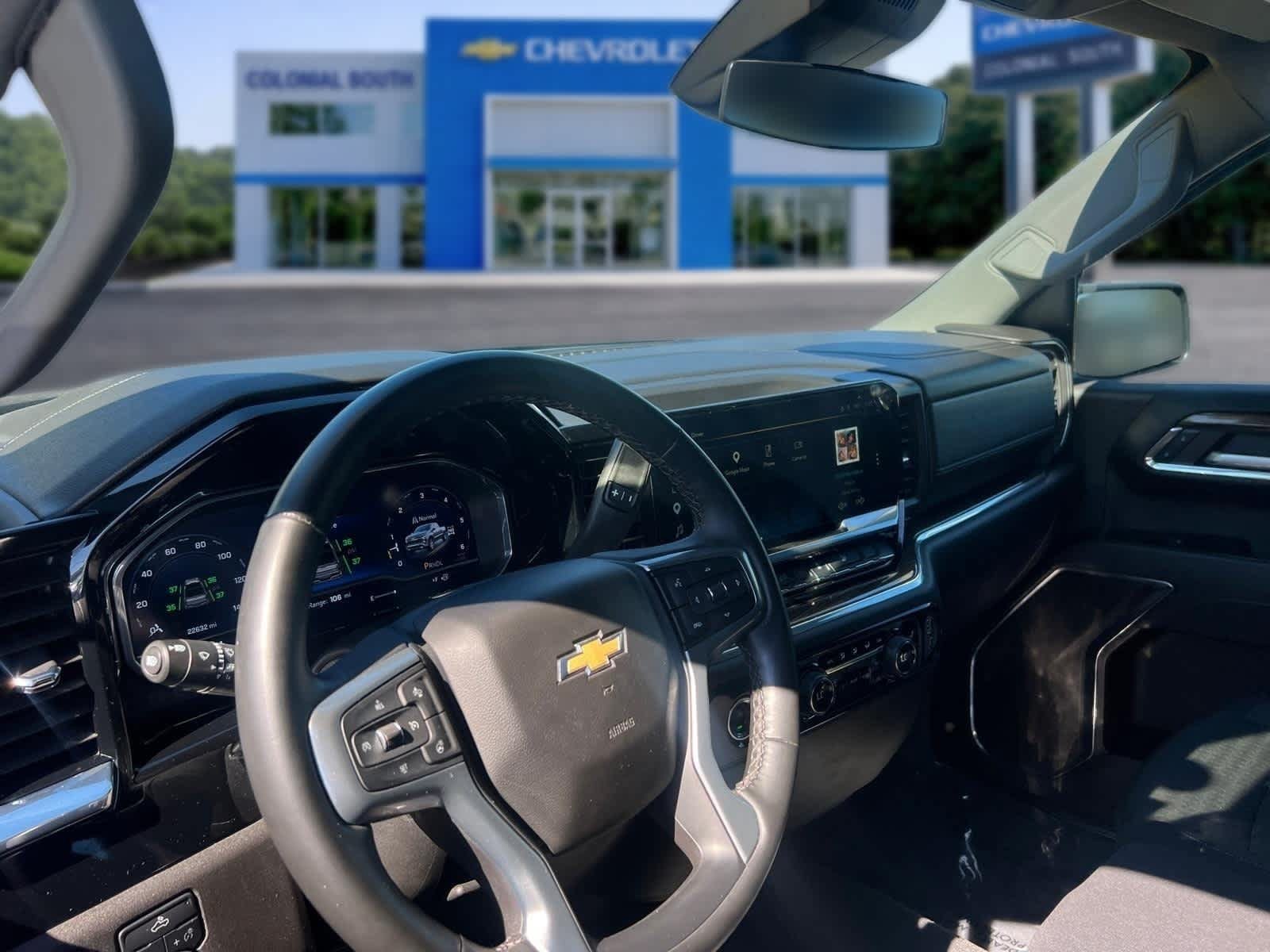 Certified 2024 Chevrolet Silverado 1500 LT AWD/4WD image 14