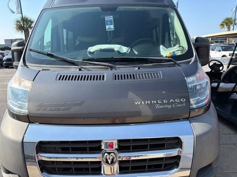 Used 2017 RAM ProMaster 3500 w/ Premium Appearance Group FWD image 3
