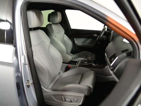 Certified 2022 Audi Q5 2.0T Premium Plus w/ Premium Plus Package image 19