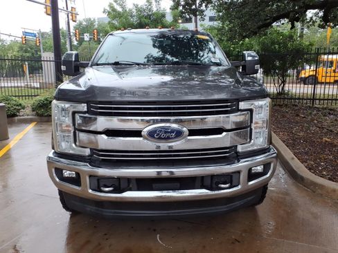 Used 2017 Ford F250 Lariat w/ Chrome Package AWD/4WD image 5