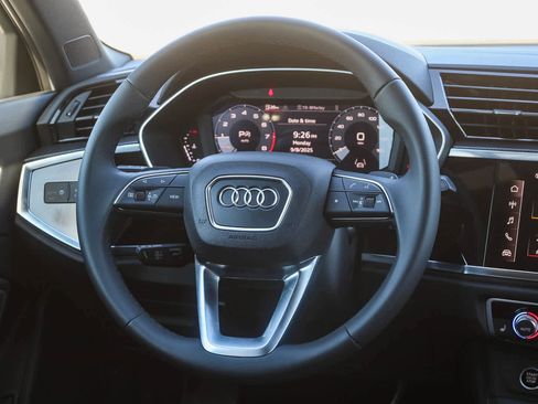 New 2025 Audi Q3 2.0T Premium image 21