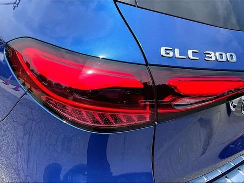 Used 2026 Mercedes-Benz GLC 300 4MATIC image 25