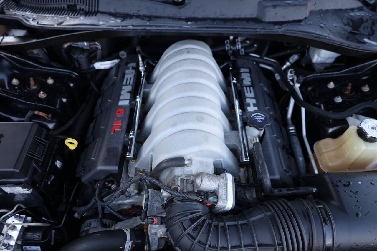 Used 2008 Dodge Charger SRT8 w/ SRT Option Group III RWD image 6