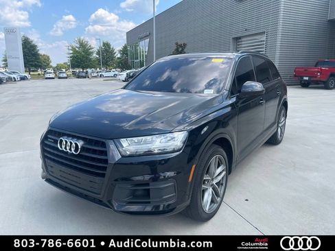 Used 2017 Audi Q7 3.0T Prestige AWD/4WD image 2