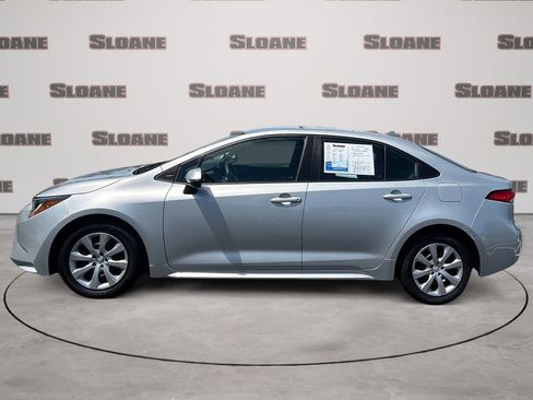 Used 2023 Toyota Corolla LE FWD image 2