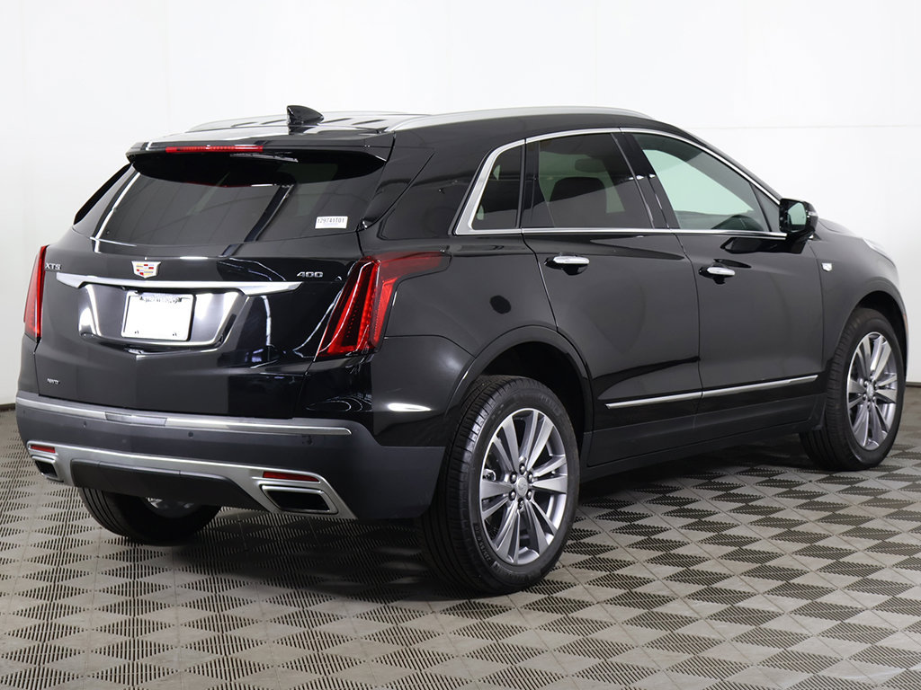 Used 2025 Cadillac XT5 Premium Luxury w/ LPO, Floor Liner Package AWD/4WD image 14