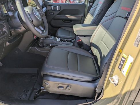 New 2026 Jeep Wrangler Rubicon w/ Xtreme 35 Tire Package image 13