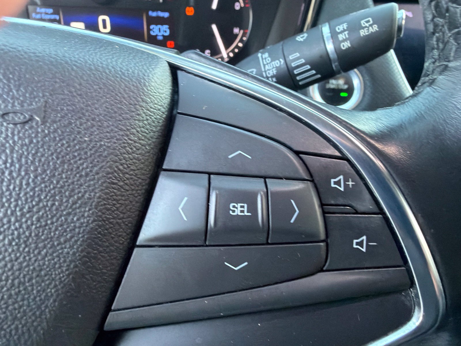 Used 2019 Cadillac XT5 Premium Luxury FWD image 21