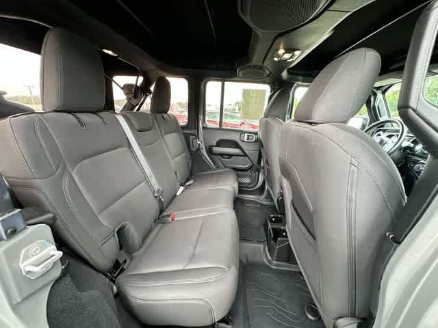 Used 2022 Jeep Wrangler Unlimited Sahara w/ LED Lighting Group AWD/4WD image 22