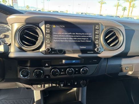 Certified 2022 Toyota Tacoma TRD Off-Road w/ Technology Package image 19