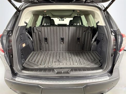 Used 2022 Subaru Ascent Limited w/ Technology Package image 27