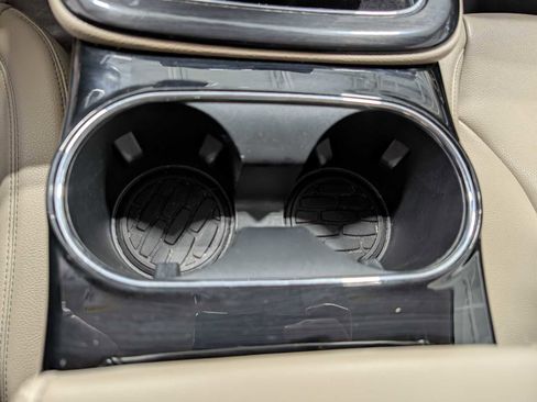 Used 2022 Lincoln Nautilus Standard image 26