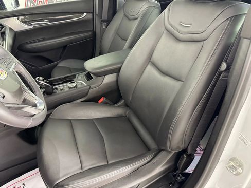 Used 2024 Cadillac XT6 Sport w/ LPO, ONYX Package image 36