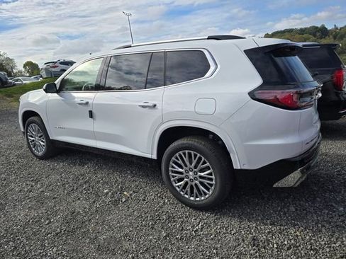 New 2026 GMC Acadia Denali w/ Super Cruise Package image 3