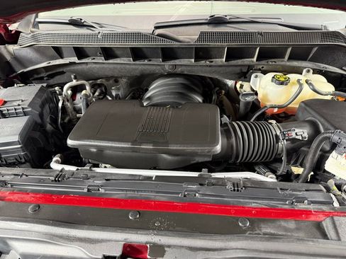 Used 2021 Chevrolet Silverado 1500 LTZ AWD/4WD image 36