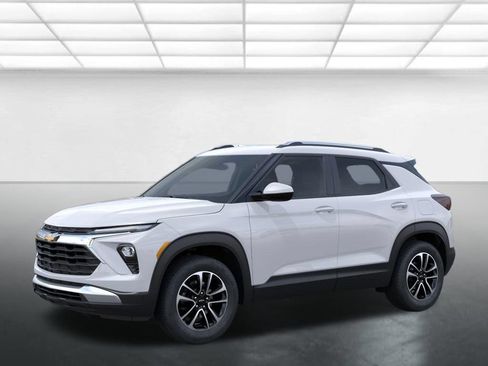 New 2026 Chevrolet TrailBlazer LT w/ Convenience Package FWD image 23