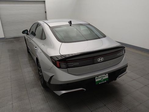 Used 2025 Hyundai Sonata SEL FWD image 6