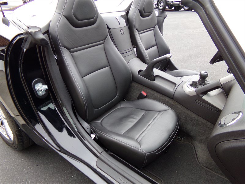 Used 2007 Pontiac Solstice Convertible w/ Premium Package RWD image 34