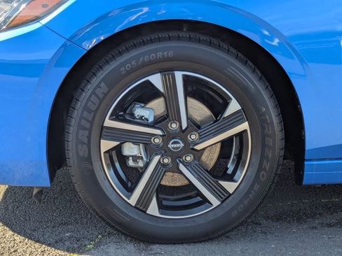 Used 2024 Nissan Sentra SV image 36